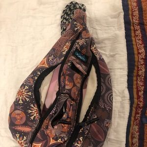 Kavu crossbody backpack